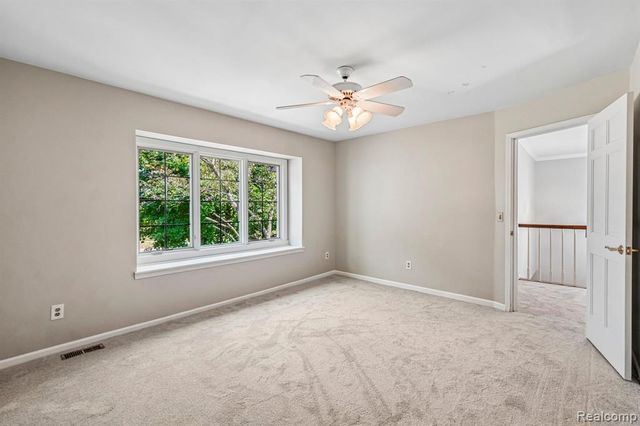 4523 Rivers Edge Drive, Troy, MI 48098