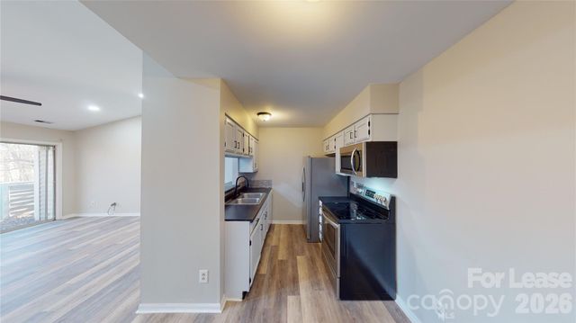 9617 Vinca Circle G, Charlotte, NC 28213