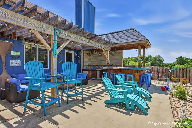 8302 White Oaks Road, Wonder Lake, IL 60097