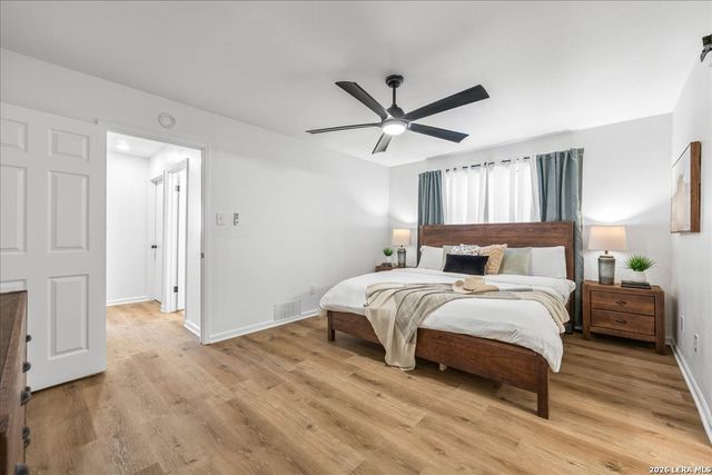 13214 Larkbrook St, San Antonio, TX 78233