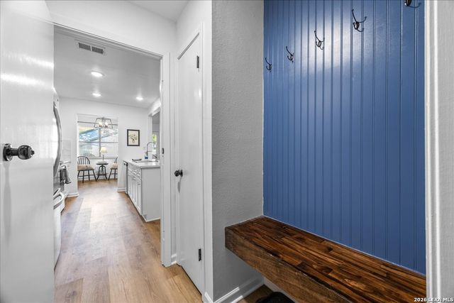 13214 Larkbrook St, San Antonio, TX 78233