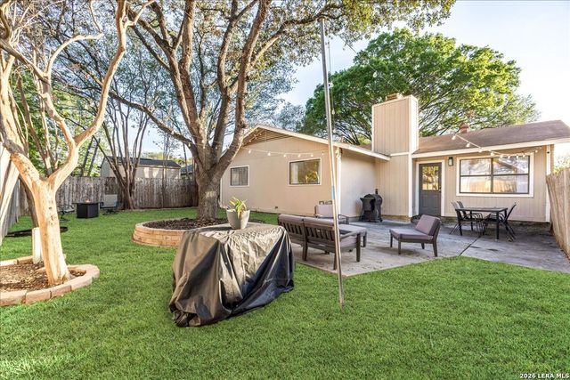 13214 Larkbrook St, San Antonio, TX 78233