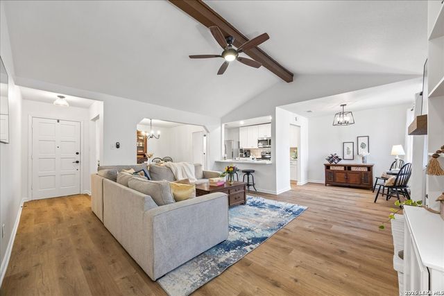 13214 Larkbrook St, San Antonio, TX 78233