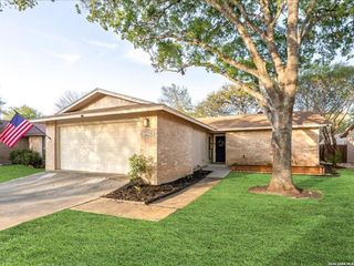 13214 Larkbrook St, San Antonio, TX 78233