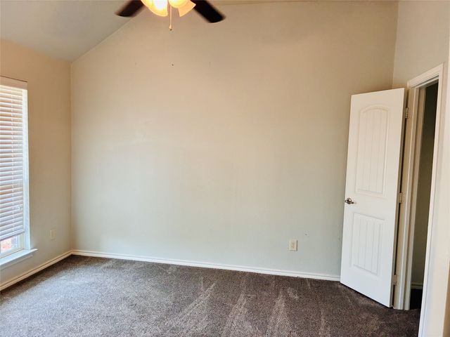 2229 Caroline Drive, Weatherford, TX 76087