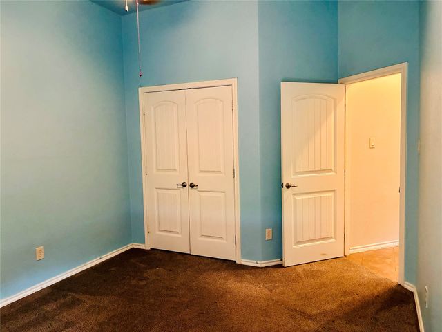 2229 Caroline Drive, Weatherford, TX 76087