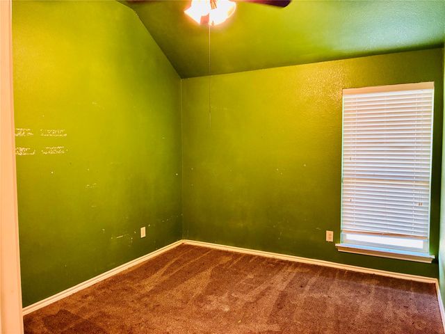 2229 Caroline Drive, Weatherford, TX 76087