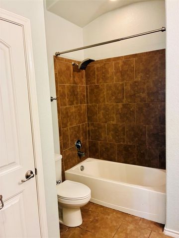 2229 Caroline Drive, Weatherford, TX 76087