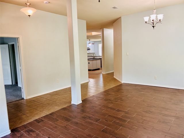 2229 Caroline Drive, Weatherford, TX 76087