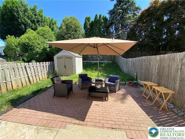 1656 Angela Drive, Bethlehem City, PA 18017