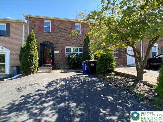 1656 Angela Drive, Bethlehem City, PA 18017