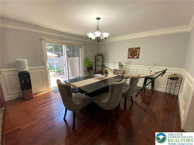 1656 Angela Drive, Bethlehem City, PA 18017
