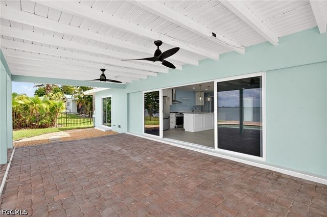 3 Bayview BLVD, Fort Myers Beach, FL 33931