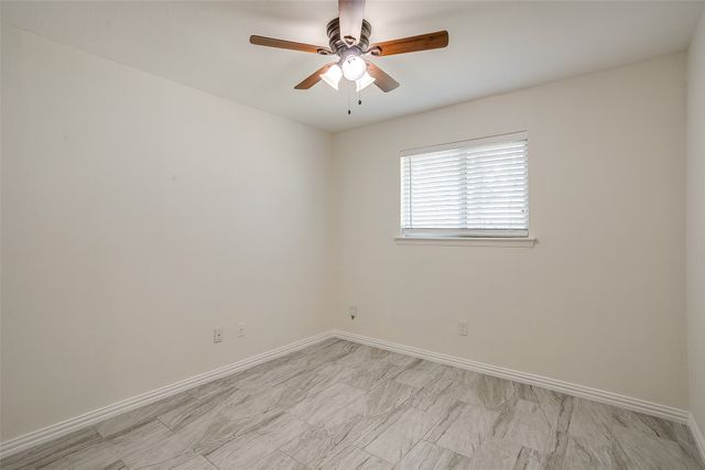 1905 Chattanooga Drive, Bedford, TX 76022