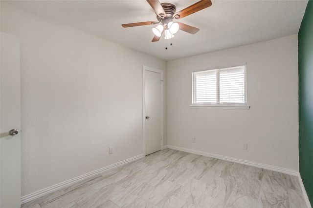 1905 Chattanooga Drive, Bedford, TX 76022