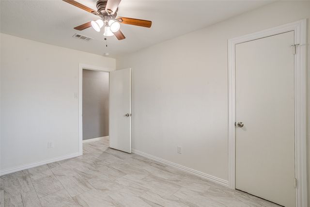 1905 Chattanooga Drive, Bedford, TX 76022