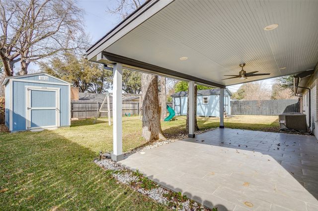 1905 Chattanooga Drive, Bedford, TX 76022