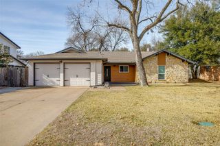 1905 Chattanooga Drive, Bedford, TX 76022