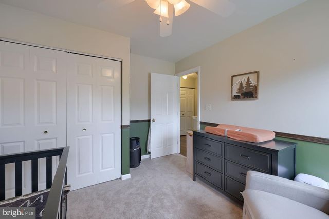 2715 WOODMONT DR, York, PA 17404