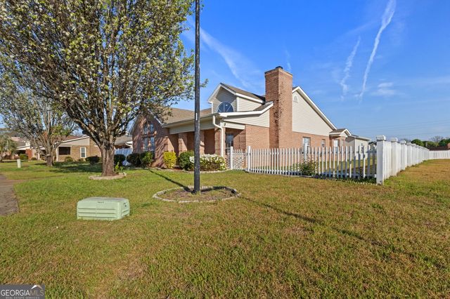 87 Park Lane, Warner Robins, GA 31093