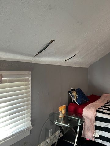 2025 S 8th Avenue, Maywood, IL 60153