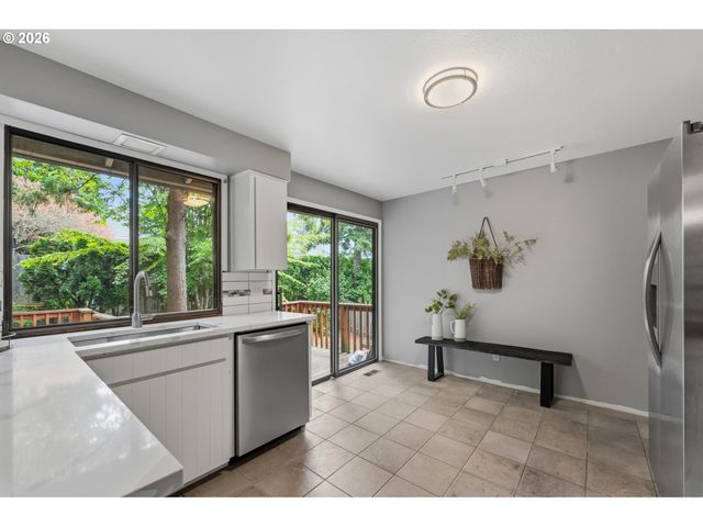 12165 Nw BIG FIR Ct, Portland, OR 97229