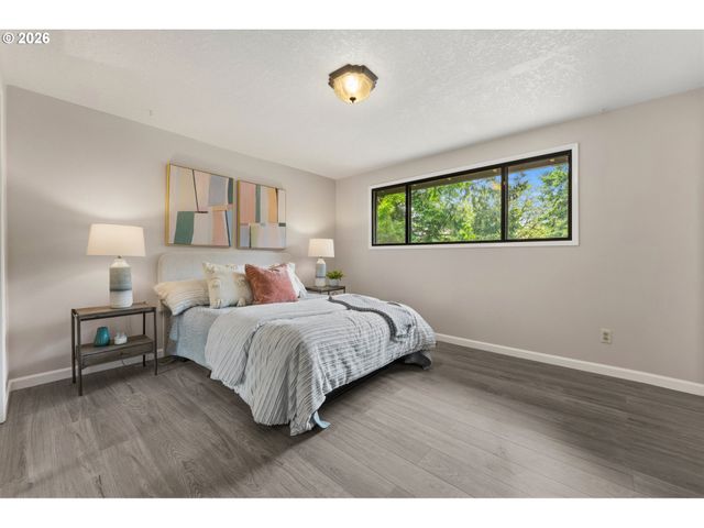 12165 Nw BIG FIR Ct, Portland, OR 97229