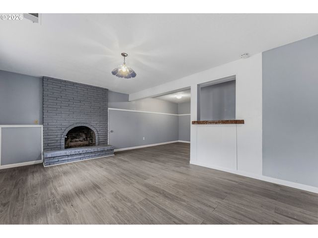 12165 Nw BIG FIR Ct, Portland, OR 97229