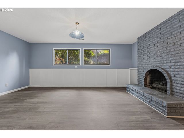 12165 Nw BIG FIR Ct, Portland, OR 97229