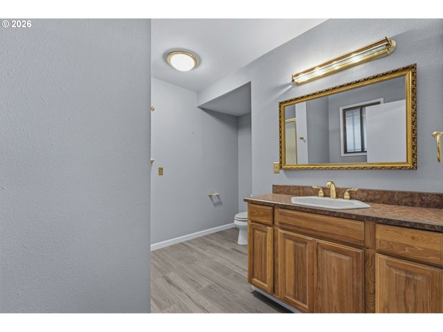 12165 Nw BIG FIR Ct, Portland, OR 97229