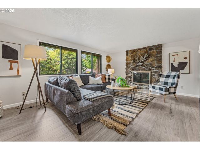 12165 Nw BIG FIR Ct, Portland, OR 97229