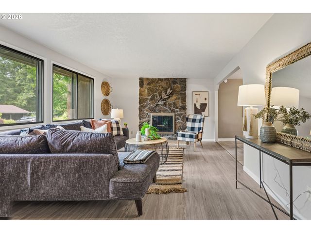 12165 Nw BIG FIR Ct, Portland, OR 97229