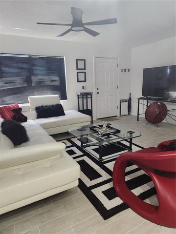 9101 W HILLSBOROUGH AVENUE I209, Tampa, FL 33615