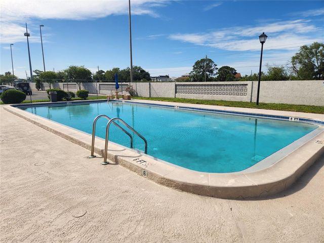 9101 W HILLSBOROUGH AVENUE I209, Tampa, FL 33615