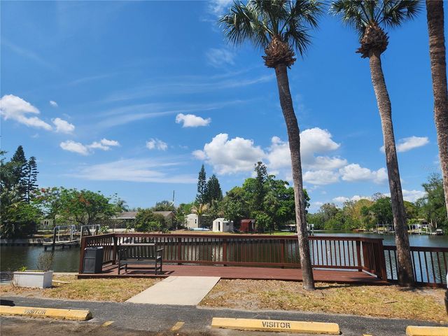 9101 W HILLSBOROUGH AVENUE I209, Tampa, FL 33615