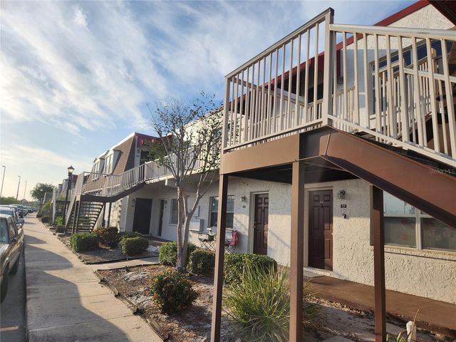 9101 W HILLSBOROUGH AVENUE I209, Tampa, FL 33615