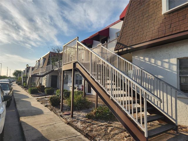 9101 W HILLSBOROUGH AVENUE I209, Tampa, FL 33615