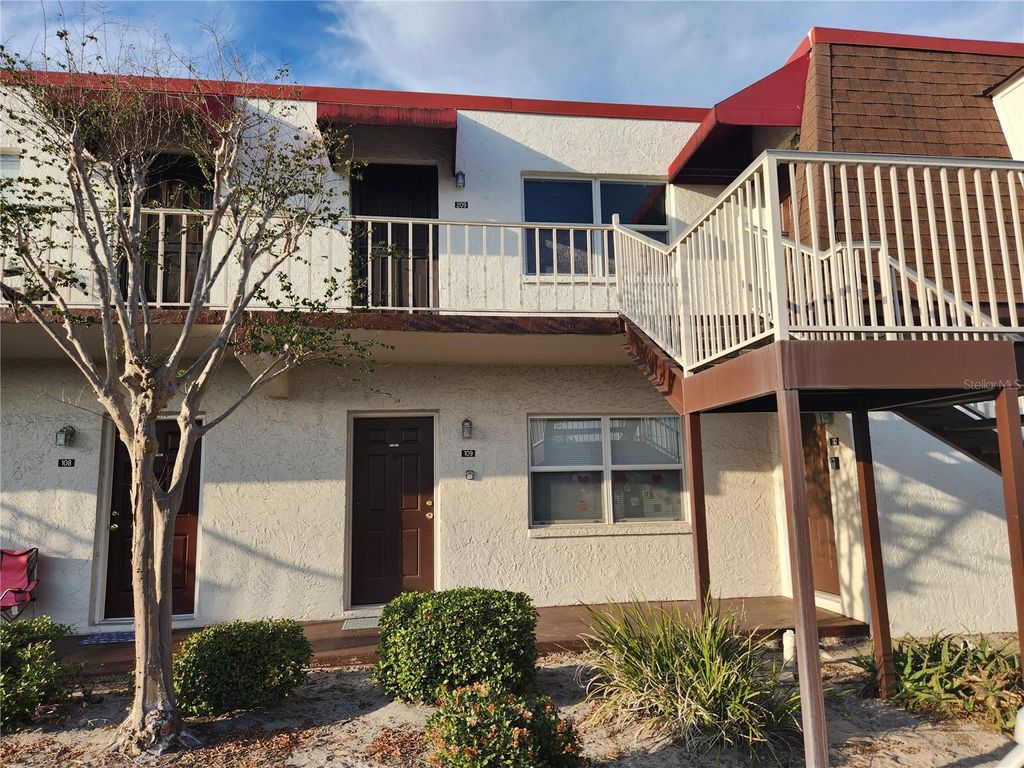 9101 W HILLSBOROUGH AVENUE I209, Tampa, FL 33615