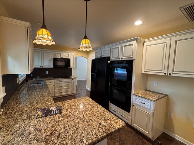 495 24TH AVENUE N, St Petersburg, FL 33704
