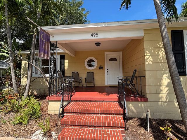 495 24TH AVENUE N, St Petersburg, FL 33704