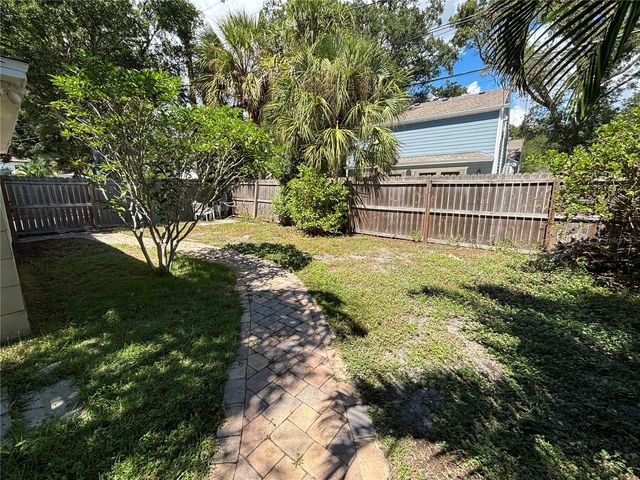 495 24TH AVENUE N, St Petersburg, FL 33704