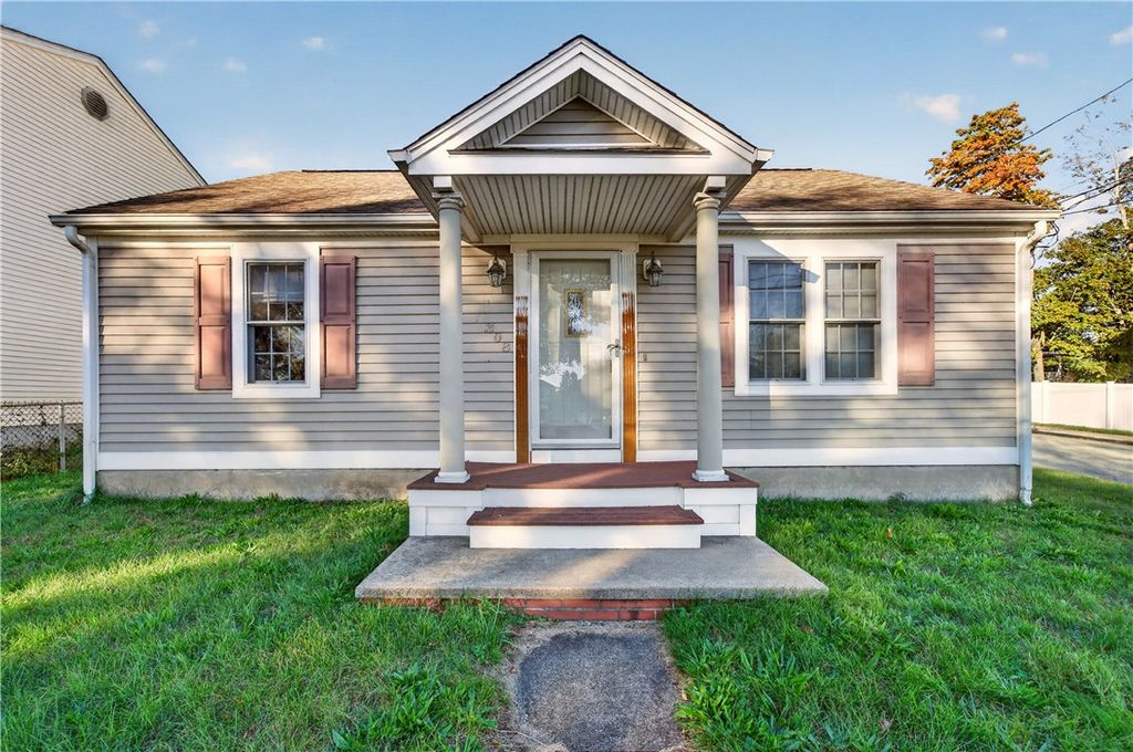 308 Mauran Avenue, East Providence, RI 02914