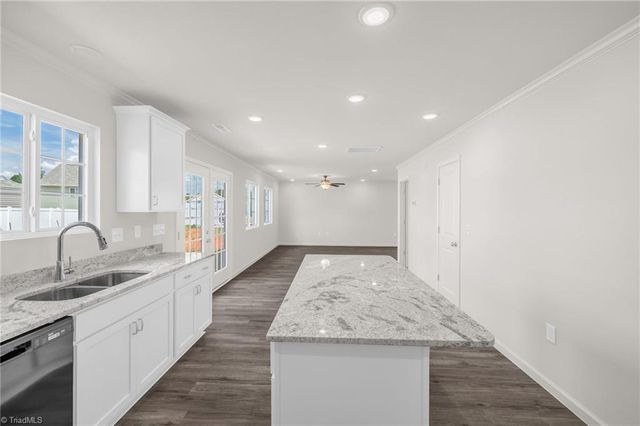 720 Brampton Drive, Mcleansville, NC 27301