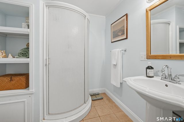 20 Timber Lane, New Milford, CT 06776