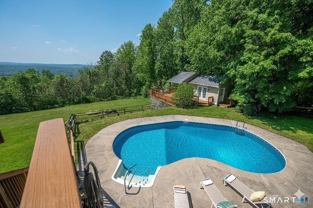 20 Timber Lane, New Milford, CT 06776
