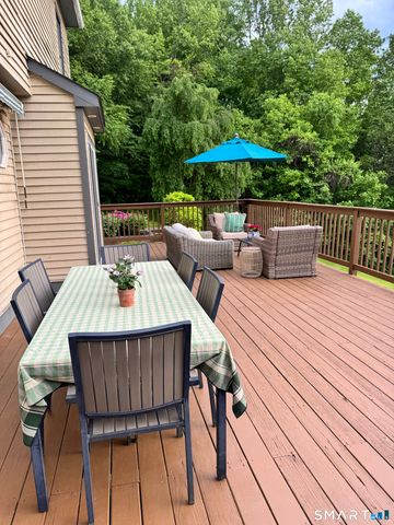 20 Timber Lane, New Milford, CT 06776