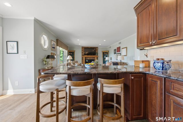 20 Timber Lane, New Milford, CT 06776