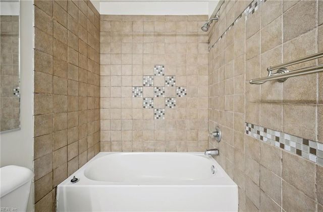 3856 Lasalle Dr Apt 106, Virginia Beach, VA 23453