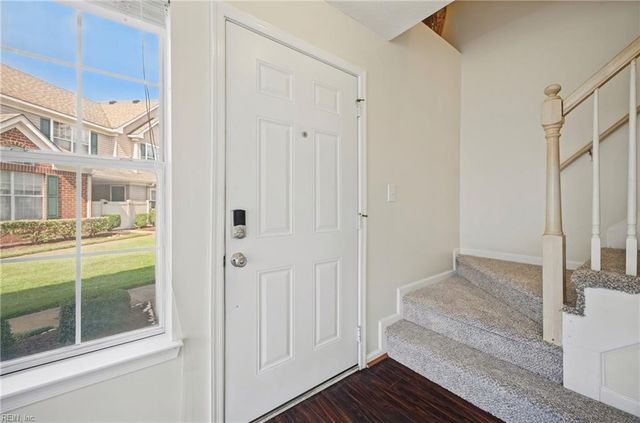 3856 Lasalle Dr Apt 106, Virginia Beach, VA 23453