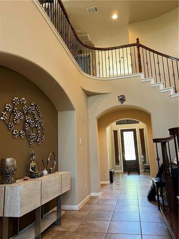 9509 Lisi Anne DR, Austin, TX 78717